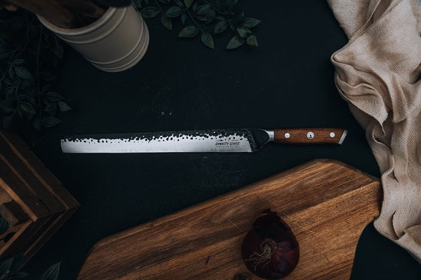 Carving Knives: Choosing the Best for Your Meats and Poultry