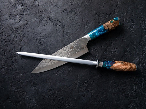 How To Use a Sharpening Rod