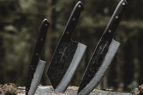 Bushcraft on Grills: Best Outdoor Cooking Equipment